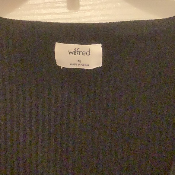 Black stretchy top - Picture 2 of 2